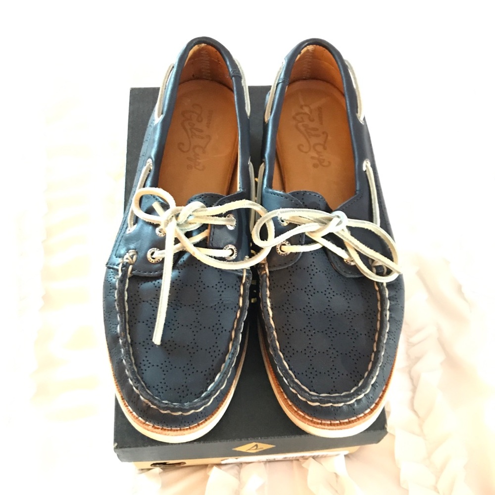 Sperry Gold Cup Authentic Original Boat Shoe 7